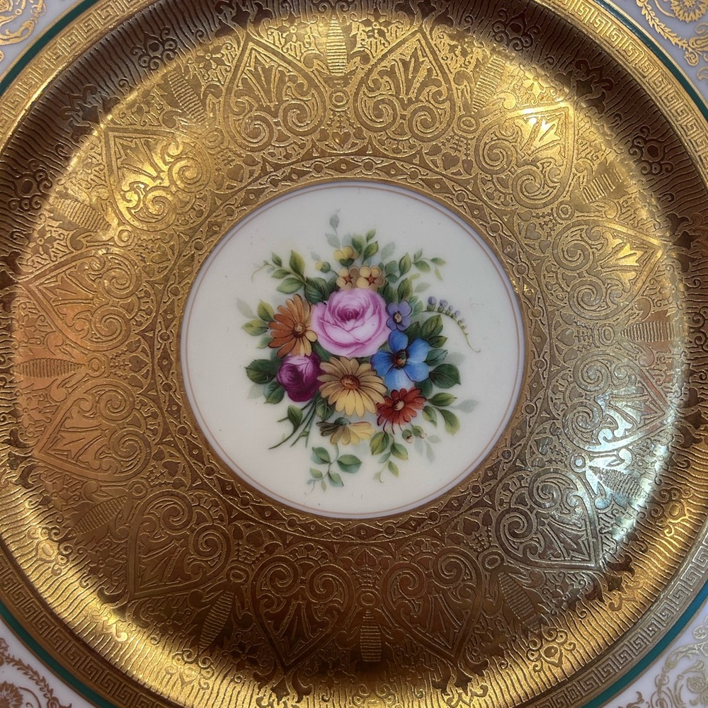 H & C Selb Bavaria Gold and White Floral Cabinet Plate - Picture 5 of 8